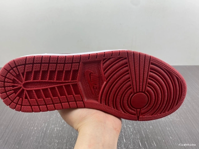 White 1 Jordan 705329-101 Retro Varsity Low Red 1105